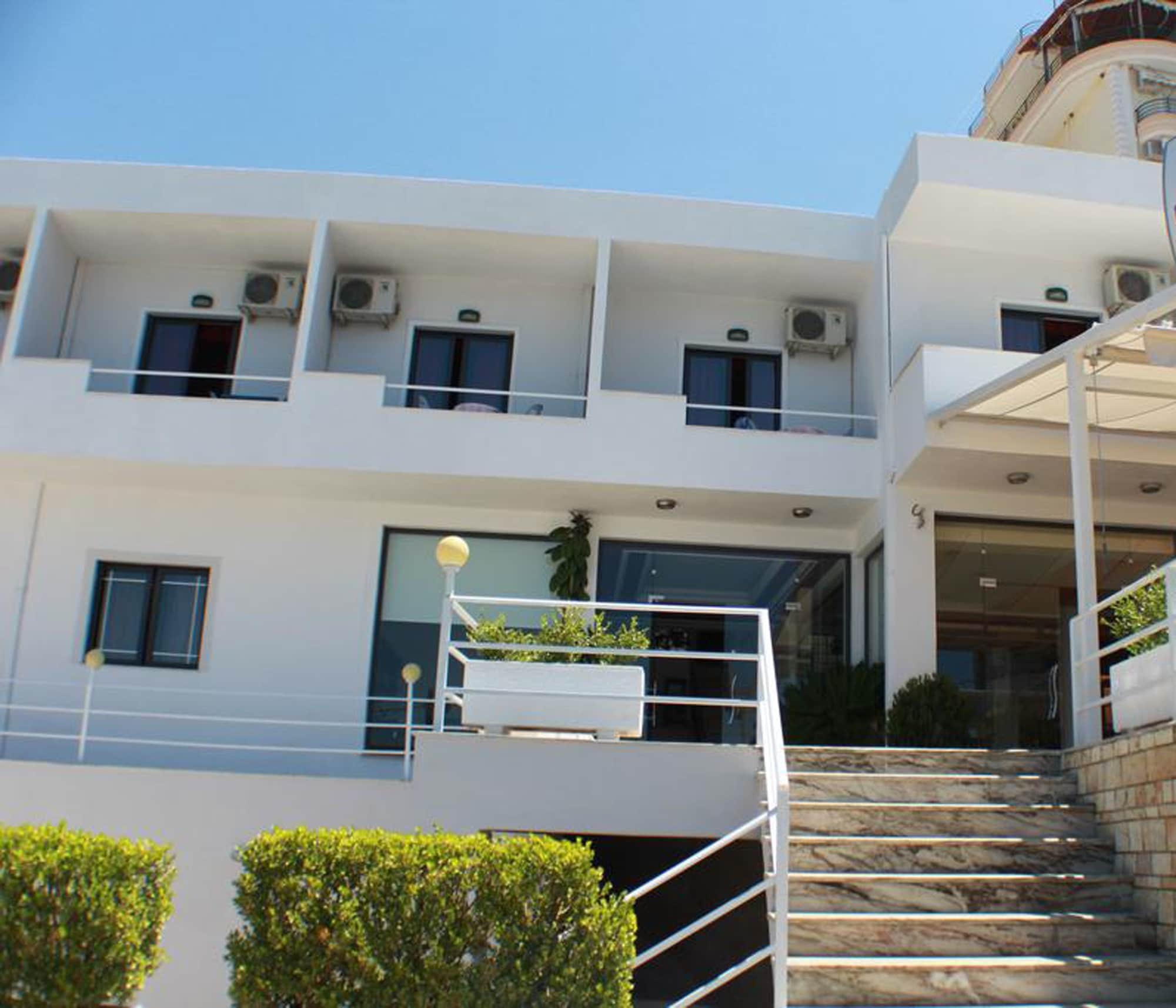 Hotel MS Sarandë Buitenkant foto